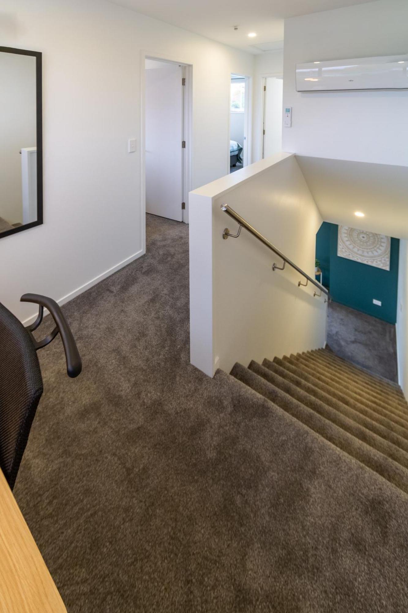 Serene Living 2 Bed With Carpark クライストチャーチ エクステリア 写真